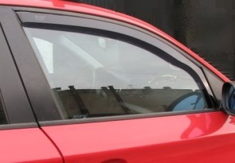  Fiat Punto hatchback cu 3 usi, an fabricatie pana in 1999  set 2 buc.